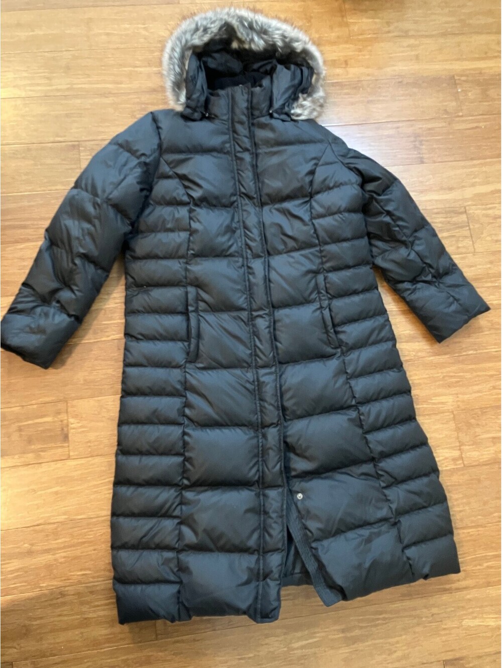 Eddie Bauer Womens XL Black Down Parka Long Puffer Coat Faux Fur Hood 80% Down